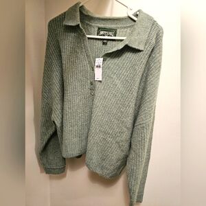 American Eagle Sweater